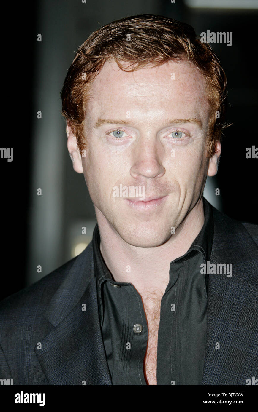 DAMIAN LEWIS THE LIFE & DEATH OF PETER SELL GRAUMAN'S CHINESE THEATRE HOLLYWOOD USA 15 November 2004 Stock Photo