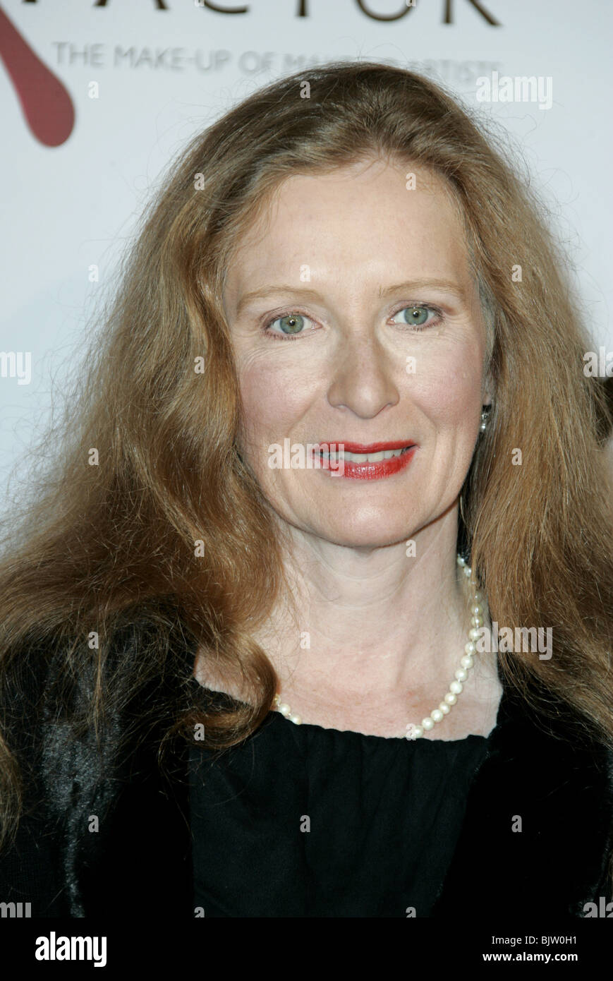 Forum on this topic: Frances Conroy, frances-conroy/ Communication on this topic: Luke Evans (born 1979), frances-conroy/