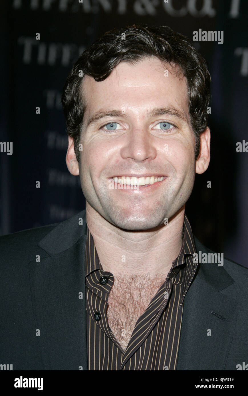 Eion hi-res stock photography and images - Alamy, image size:869x1390