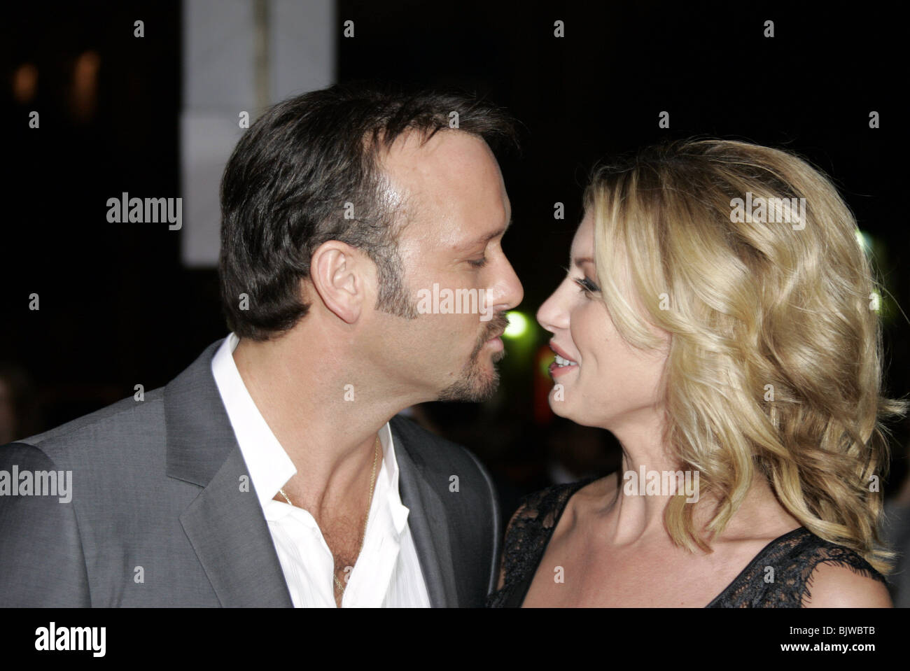 Tim mcgraw and faith hill high resolution stock photography and images