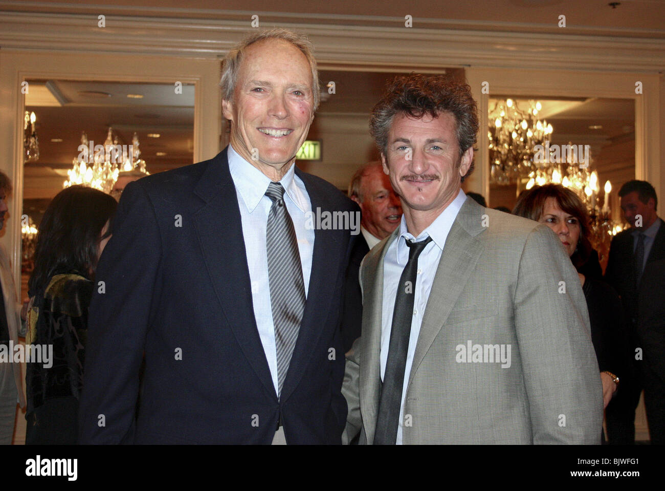 Clint eastwood and sean penn hi-res stock photography and images - Alamy