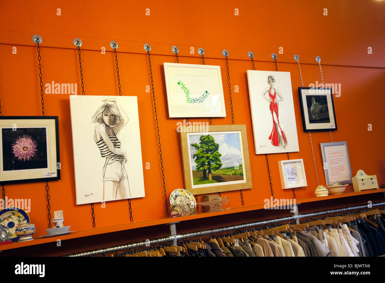Charity shop Save the Children, Edinburgh, Scotland Stock Photo Alamy