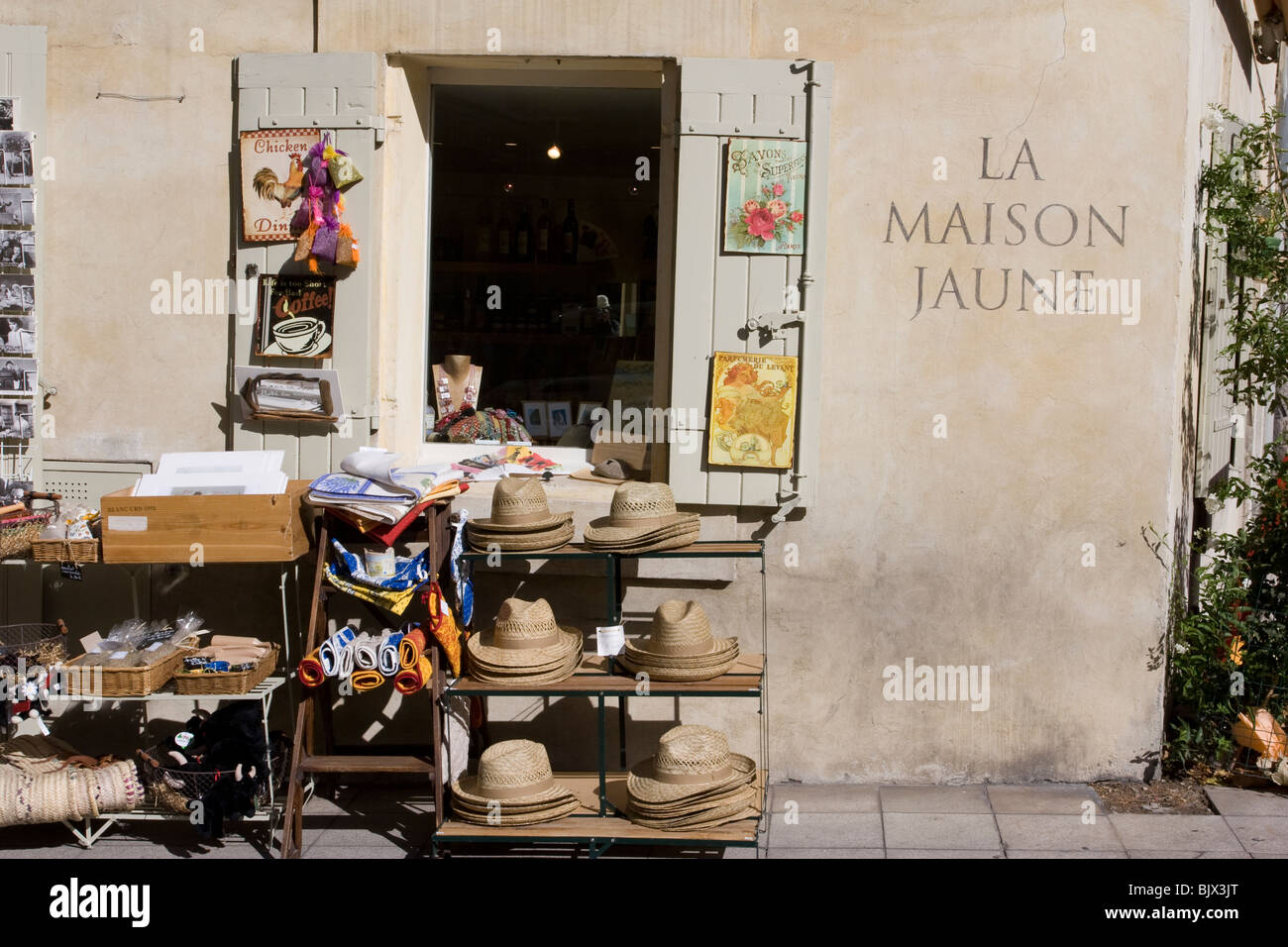 A shop front in Arles, Provence Stock Photo - Alamy