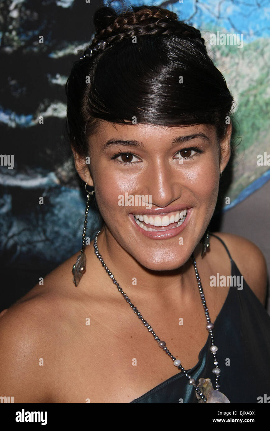 Q'orianka kilcher hi-res stock photography and images - Alamy