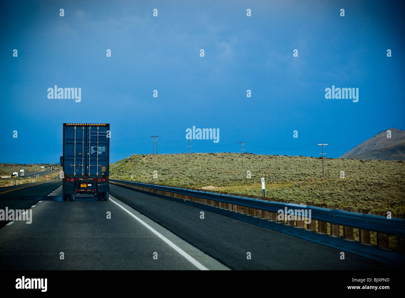 truck on utah highway Stock Photo Alamy