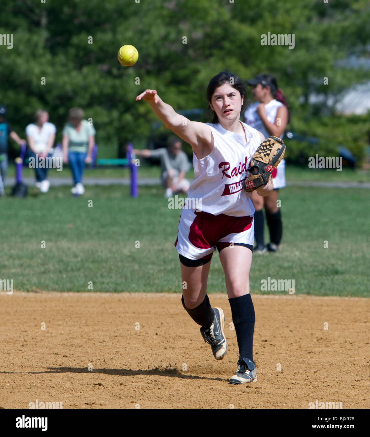 Softball high school team hires stock photography and images Alamy