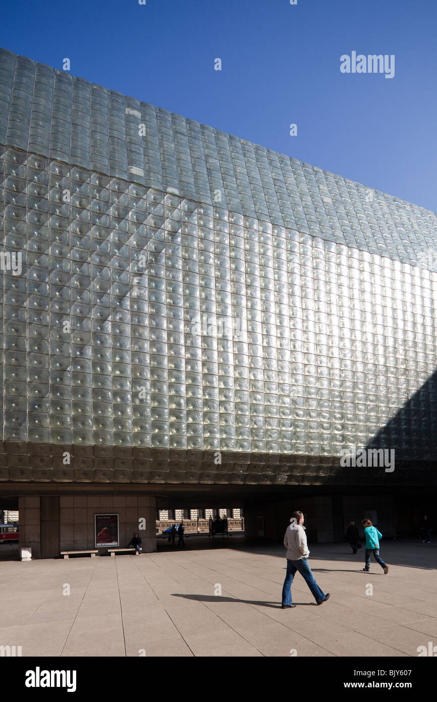 New National Theatre, Prague, Czech Republic Stock Photo - Alamy