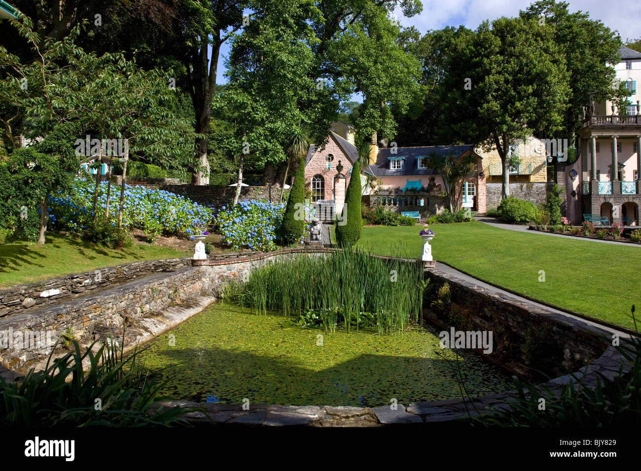 Portmeirion Village Gardens Stock Photo Alamy