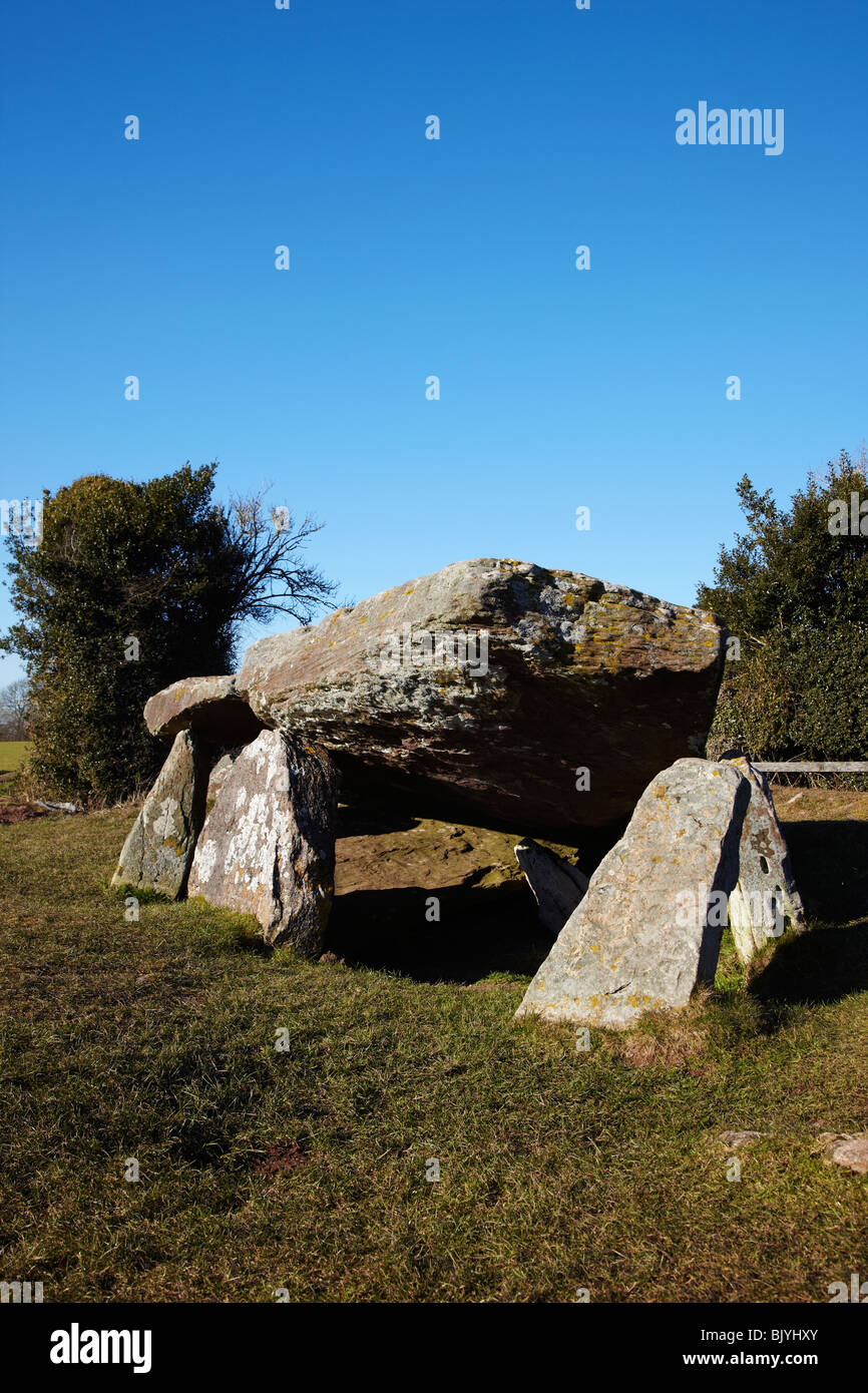 Arthurs stone dorstone herefordshire neolithic hi-res stock photography ...