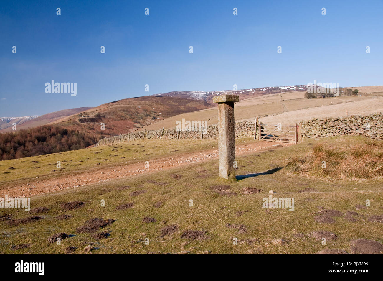 Hope Cross, marking the boundary of Edale and Hope on the slopes of Win Hill in the Peak District. Stock Photo