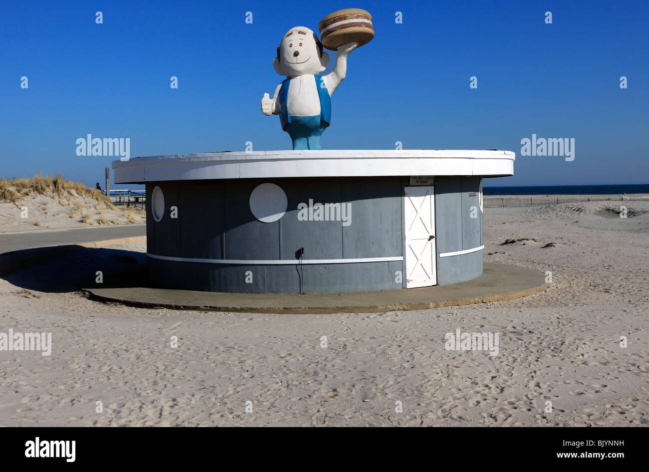 Beach concession stand closed for the season, Jones Beach, Long Island