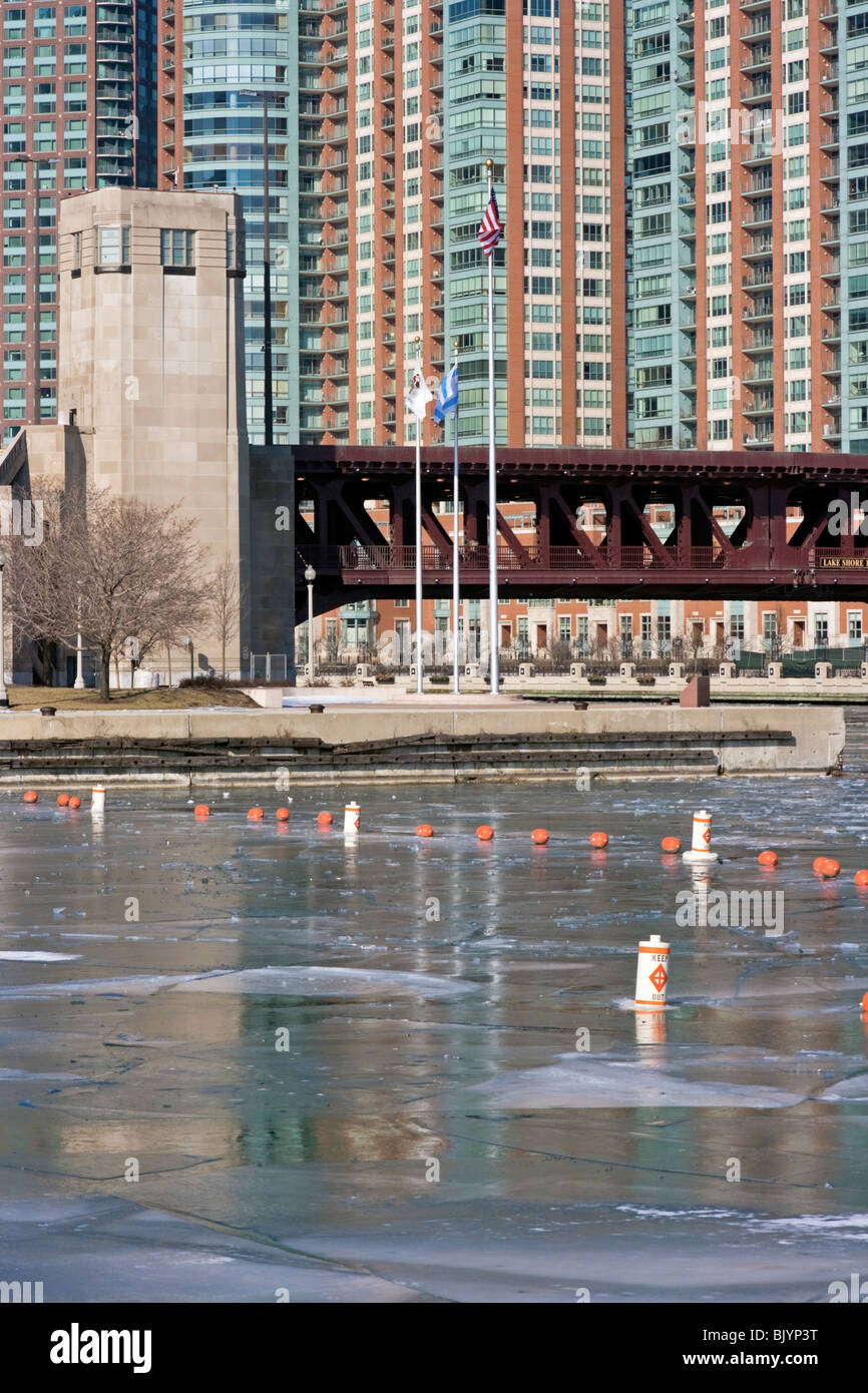 Lake Shore Drive Bridge in winter scenery Stock Photo Alamy