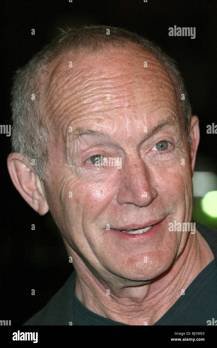 LANCE HENRIKSEN DEADWOOD SEASON 2 PREMIERE CHINESE THEATRE HOLLYWOOD LOS ANGELES USA 03 March 2005 Stock Photo