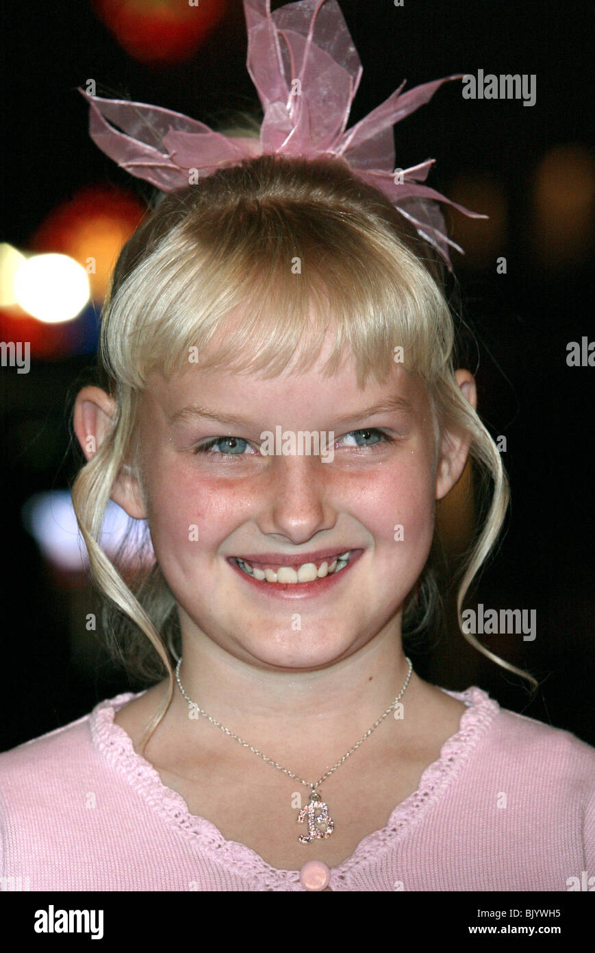 BREE SEANNA DEADWOOD SEASON 2 PREMIERE CHINESE THEATRE HOLLYWOOD LOS ANGELES USA 03 March 2005 Stock Photo