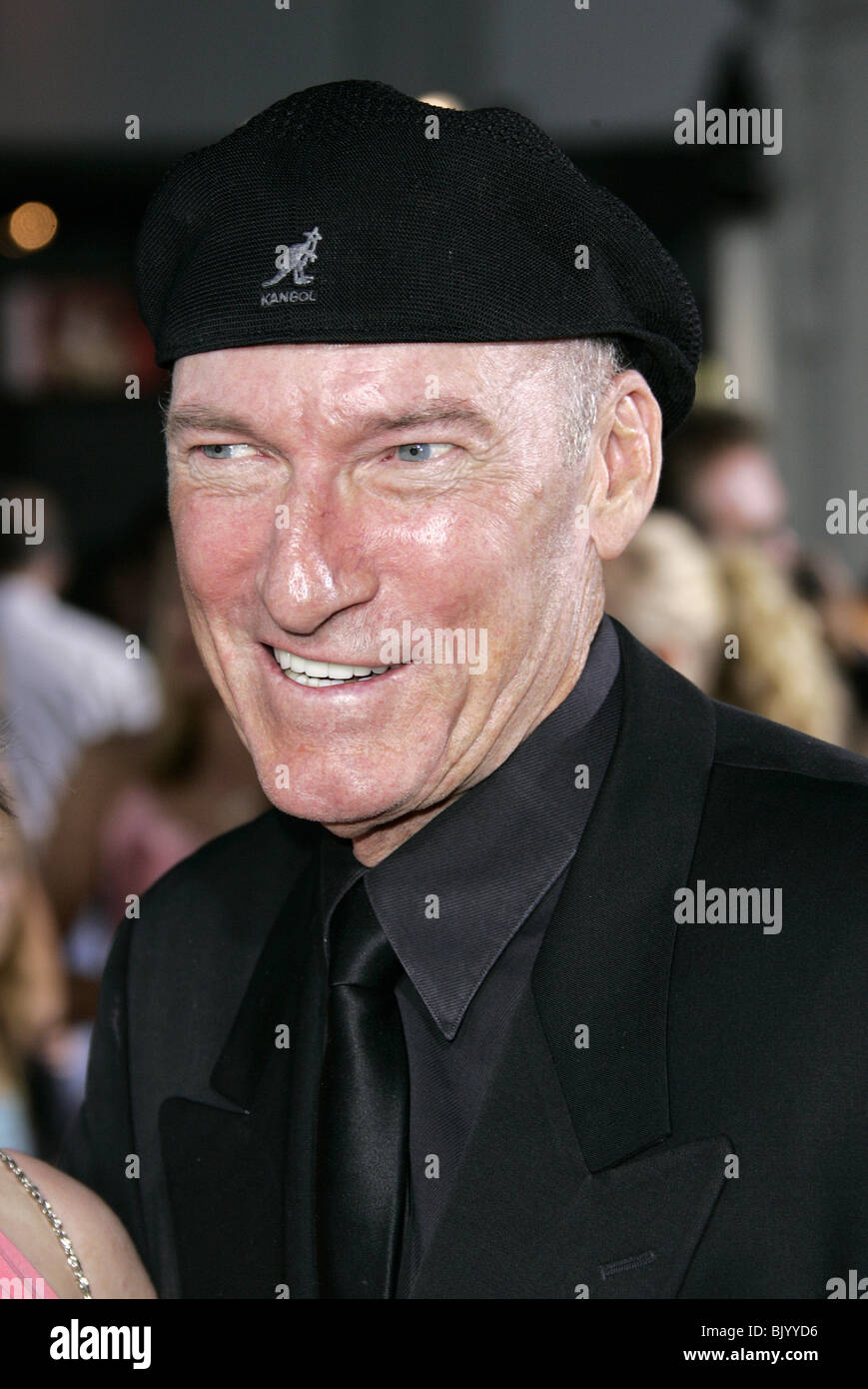 ED LAUTER LONGEST YARD WORLD PREMIERE CHINESE THEATRE HOLLYWOOD LOS ANGELES USA 19 May 2005 Stock Photo