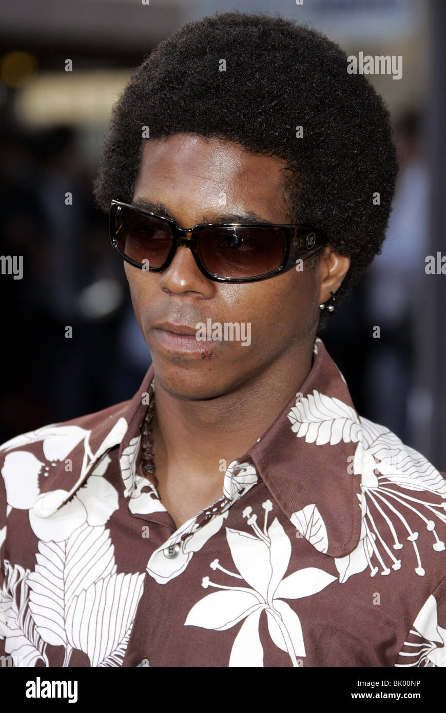 ERIC TUMA BRITTON LORDS OF DOGTOWN WORLD PREMIE CHINESE THEATRE HOLLYWOOD LOS ANGELES USA 24 May 2005 Stock Photo