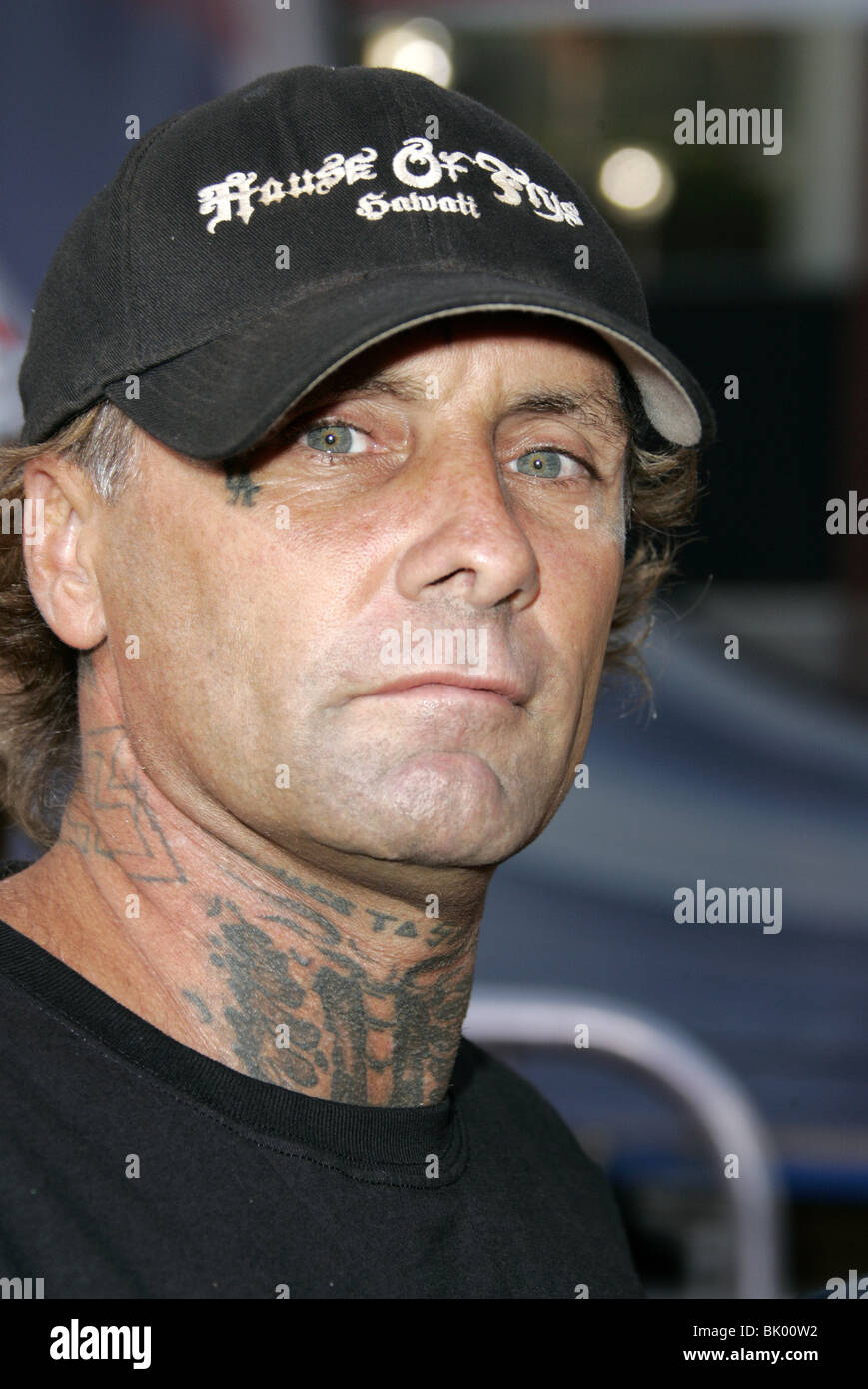 JAY ADAMS LORDS OF DOGTOWN WORLD PREMIE CHINESE THEATRE HOLLYWOOD LOS ANGELES USA 24 May 2005 Stock Photo