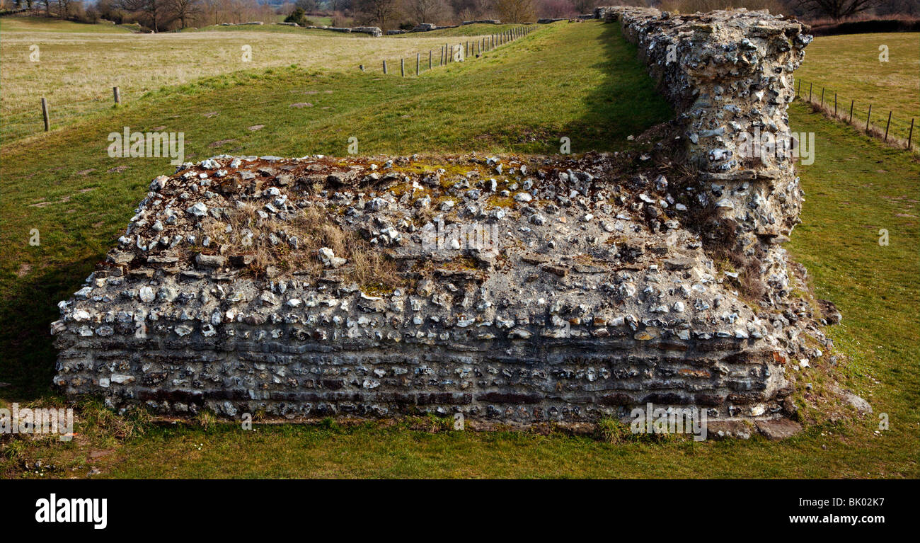The remaining 2.8Km stone defensive walls of Calleva Atrebatum Roman