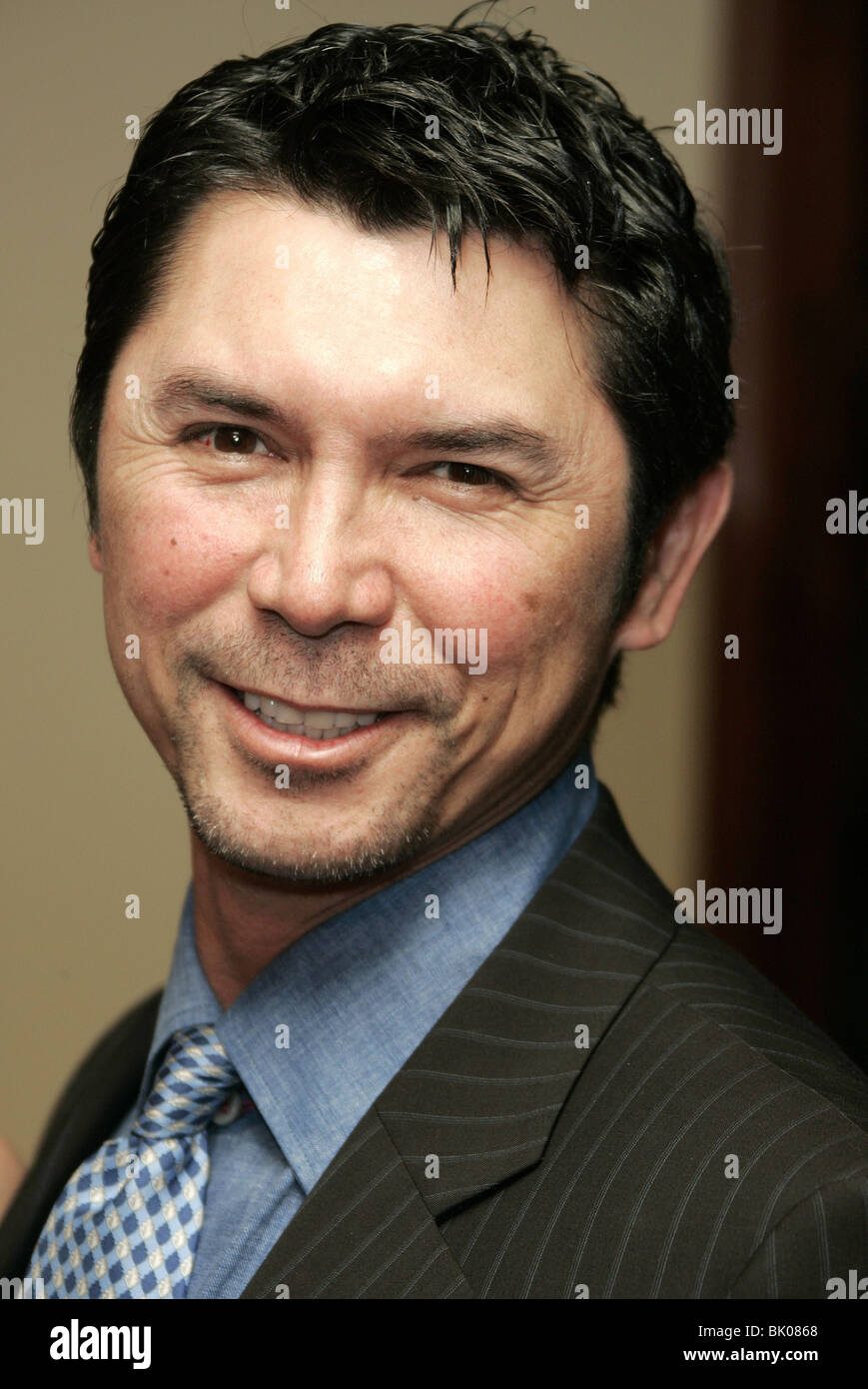 LOU DIAMOND PHILLIPS 58TH DIRECTORS GUILD OF AMERICA AWARDS CENTURY CITY LOS ANGELES USA 28 January 2006 Stock Photo