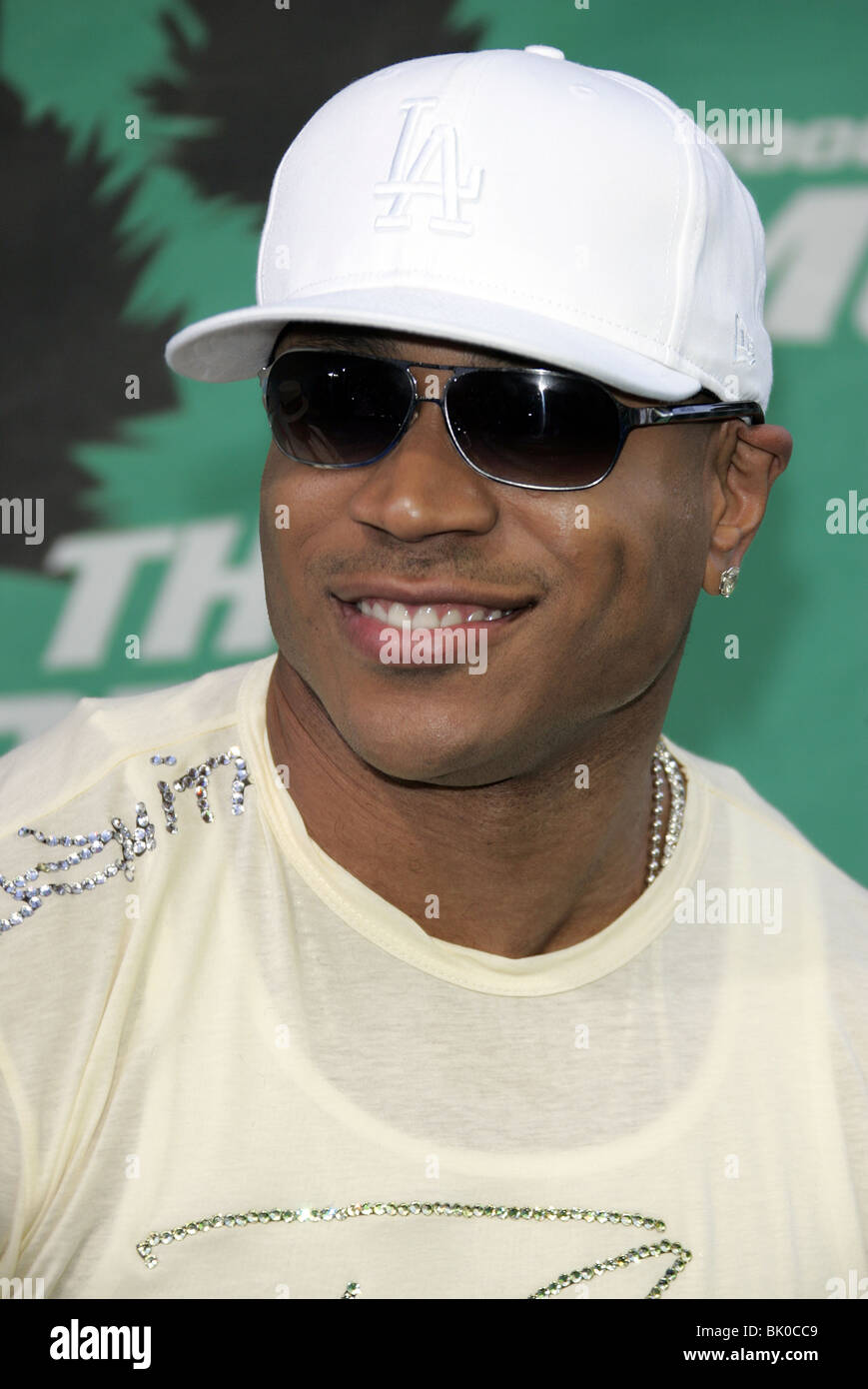 Ll cool j hat hires stock photography and images Alamy