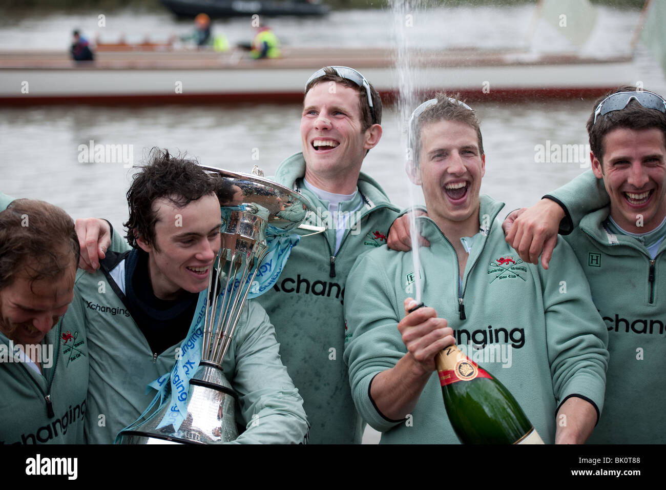 03/04/2010. The 156th Xchanging University Boat Race between Oxford University and Cambridge University Stock Photo