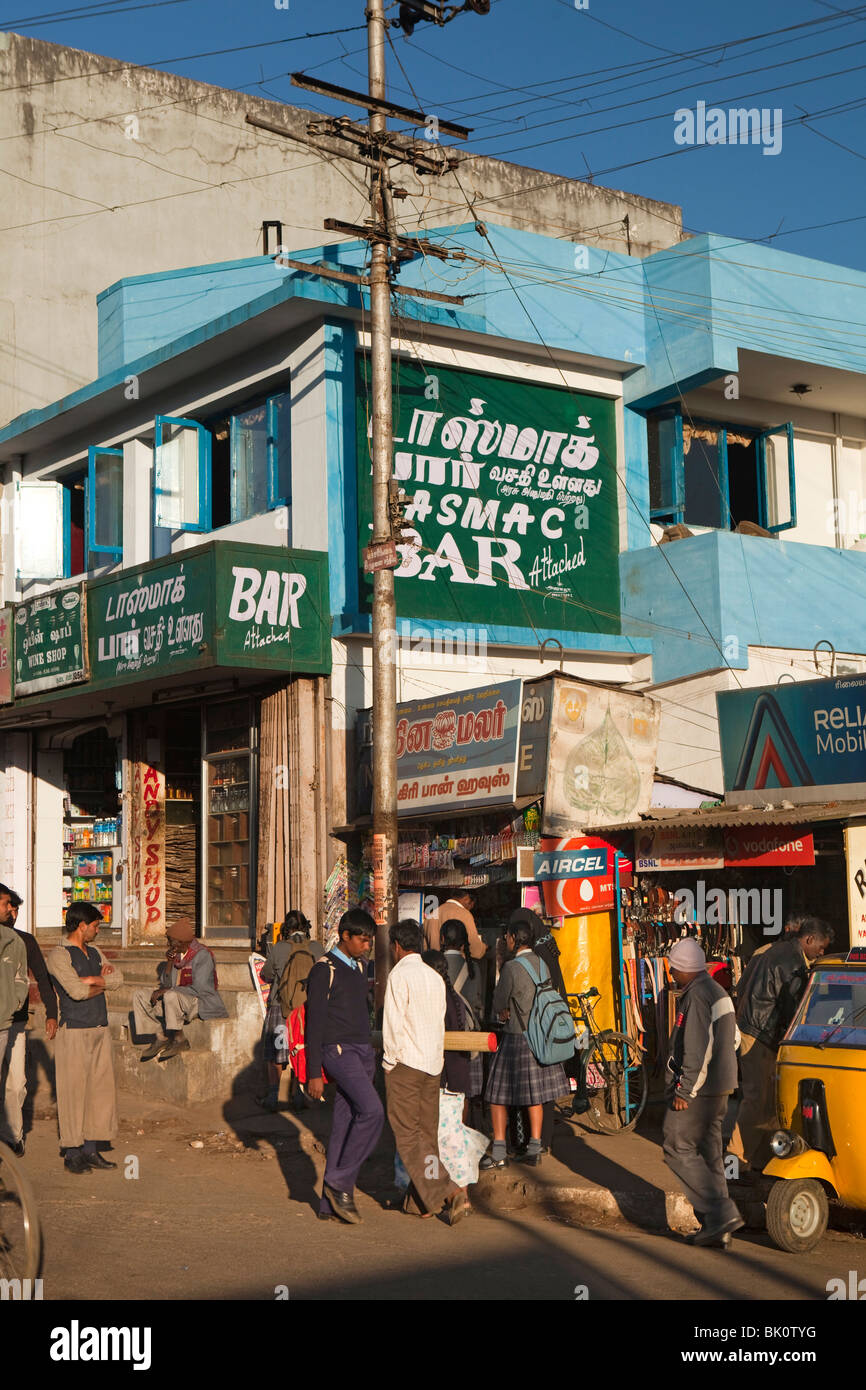 India, Tamil Nadu, Udhagamandalam (Ooty), small local bar Stock Photo