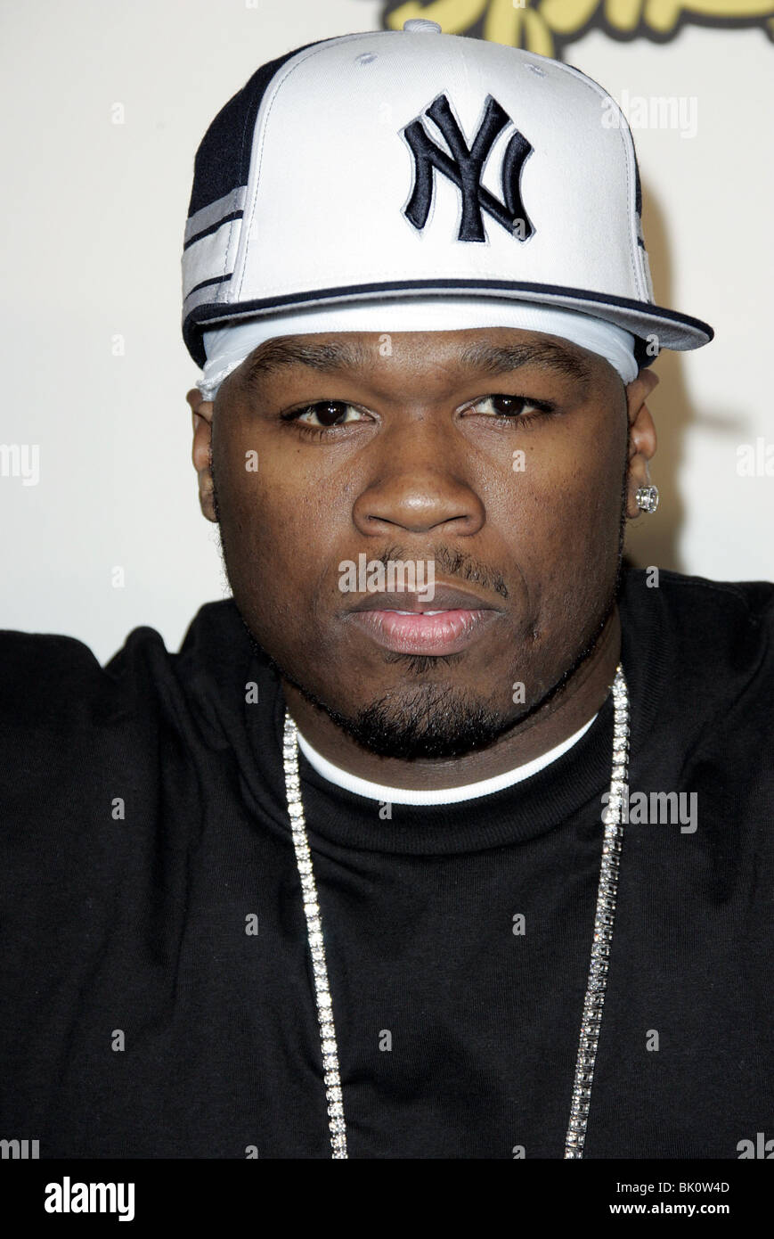 50 CENT SPIKE TV VIDEO GAME AWARDS 2005 GIBSON AMPHITHEATRE LOS ANGELES USA 18 November 2005 Stock Photo