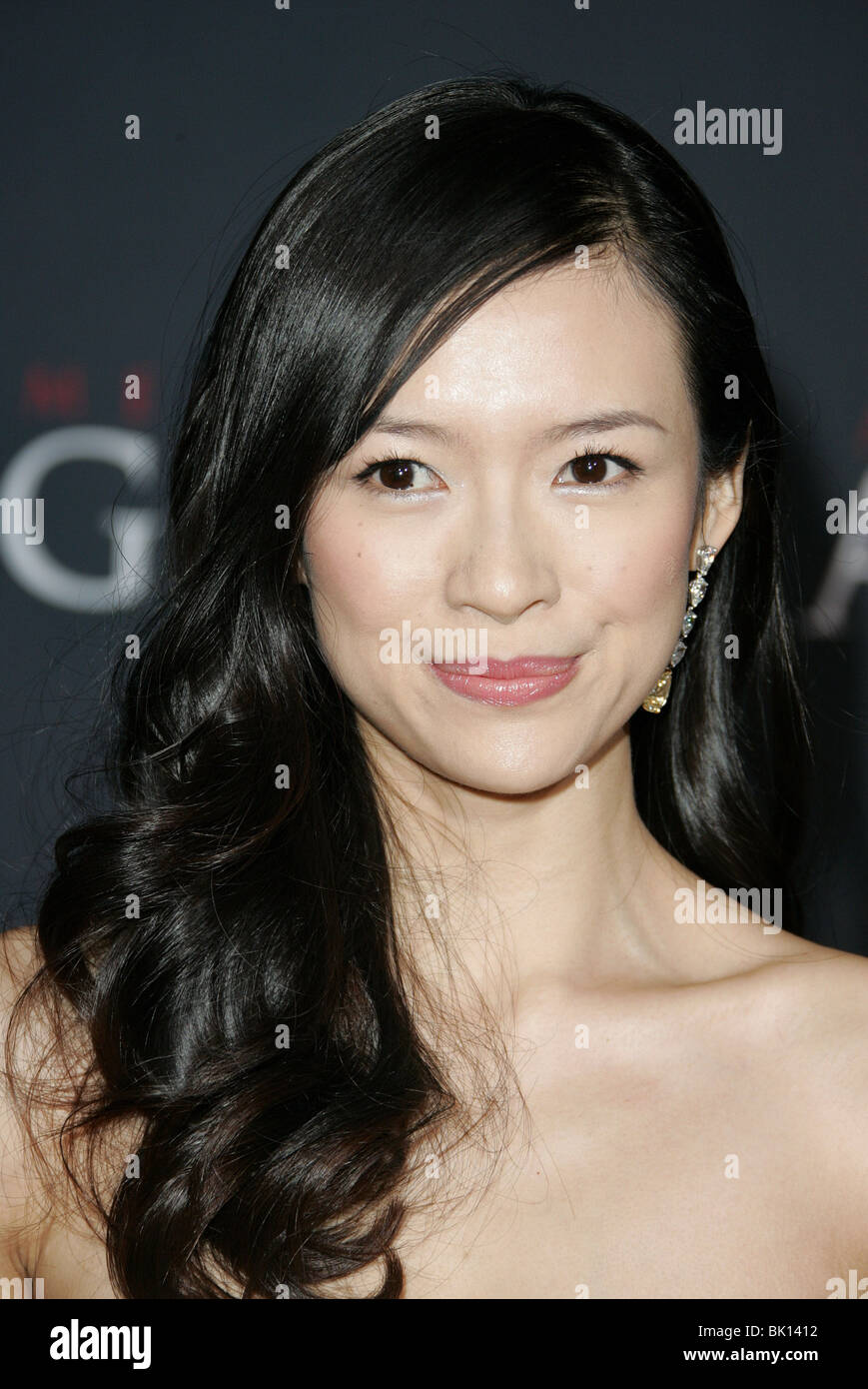 ZIYI ZHANG MEMOIRS OF A GEISHA PREMIER KODAK THEATER HOLLYWOOD LOS ANGELES USA 04 December 2005 Stock Photo