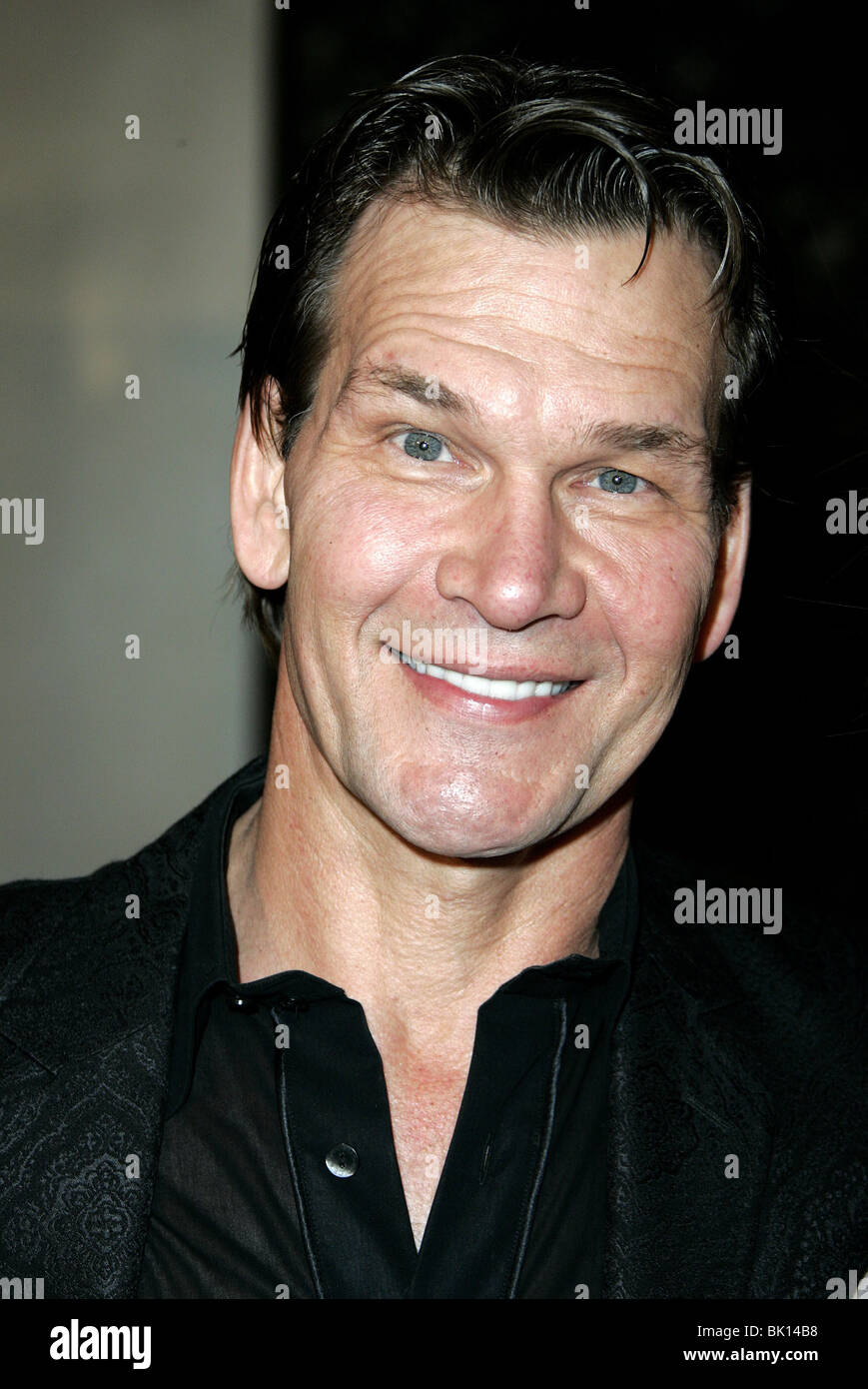 PATRICK SWAYZE LAST HOLIDAY PREMIERE CINERAMA DOME HOLLYWOOD LOS ANGELES USA 12 January 2006 Stock Photo