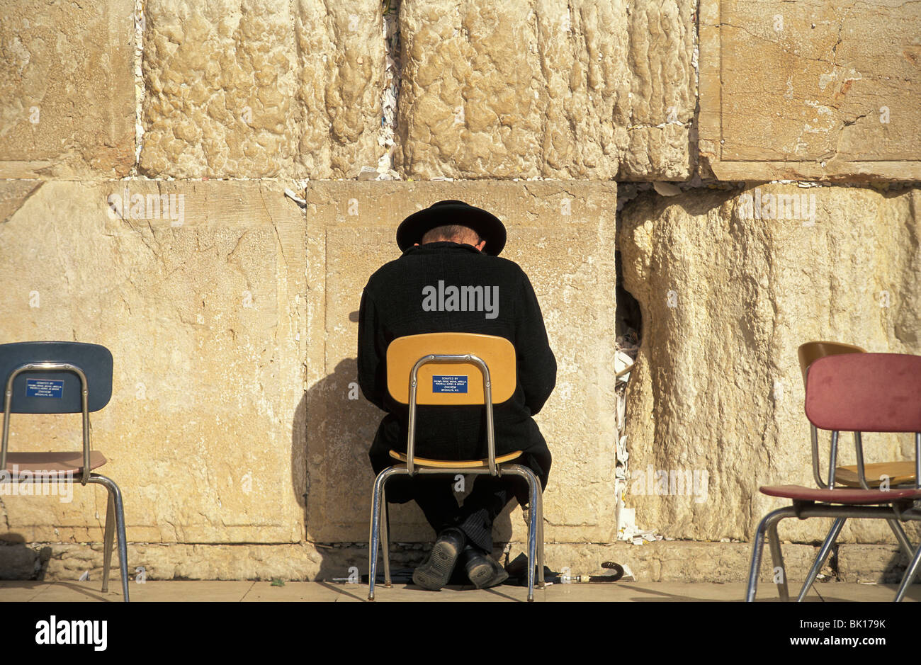 Jerusalem, old city, jew praying at the wailing wall Stock Photo