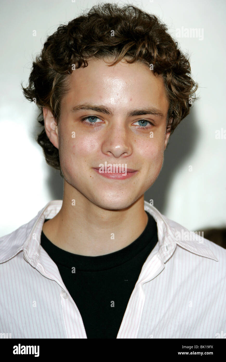 DOUGLAS SMITH DEADWOOD SEASON 2 PREMIERE CINERAMA DOME HOLLYWOOD LOS ANGELES USA 06 June 2006 Stock Photo