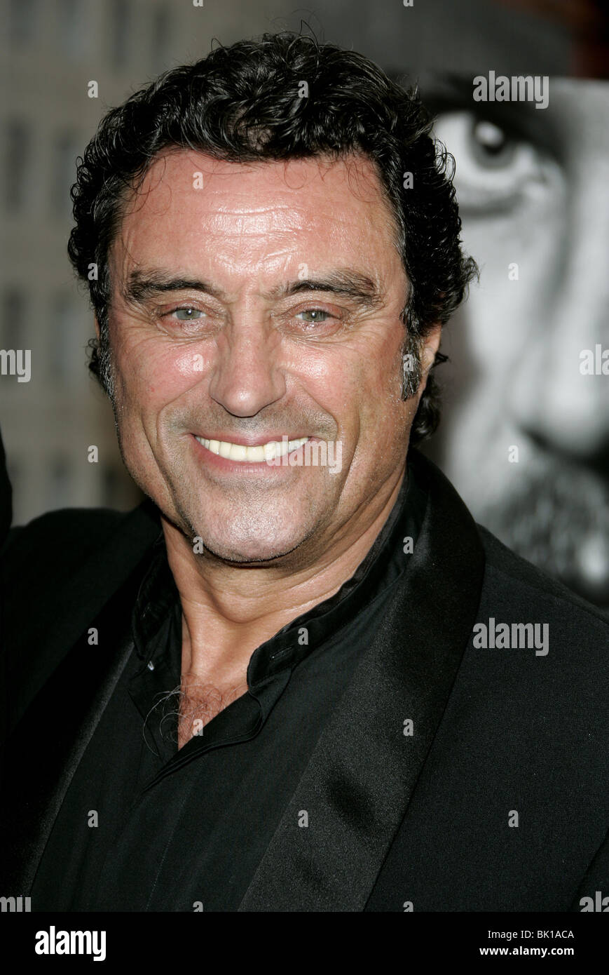 IAN MCSHANE DEADWOOD SEASON 2 PREMIERE CINERAMA DOME HOLLYWOOD LOS ANGELES USA 06 June 2006 Stock Photo