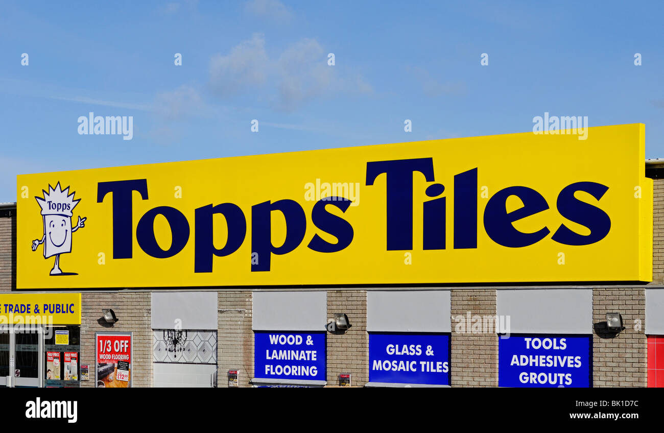 Topps tiles store hi-res stock photography and images - Alamy