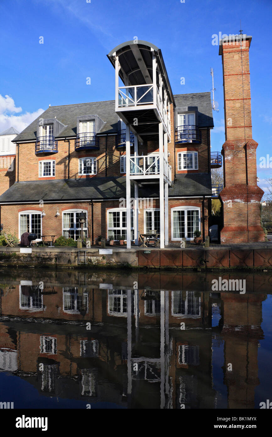 New apartments at Thames Lock River Wey Navigation, Canal and River