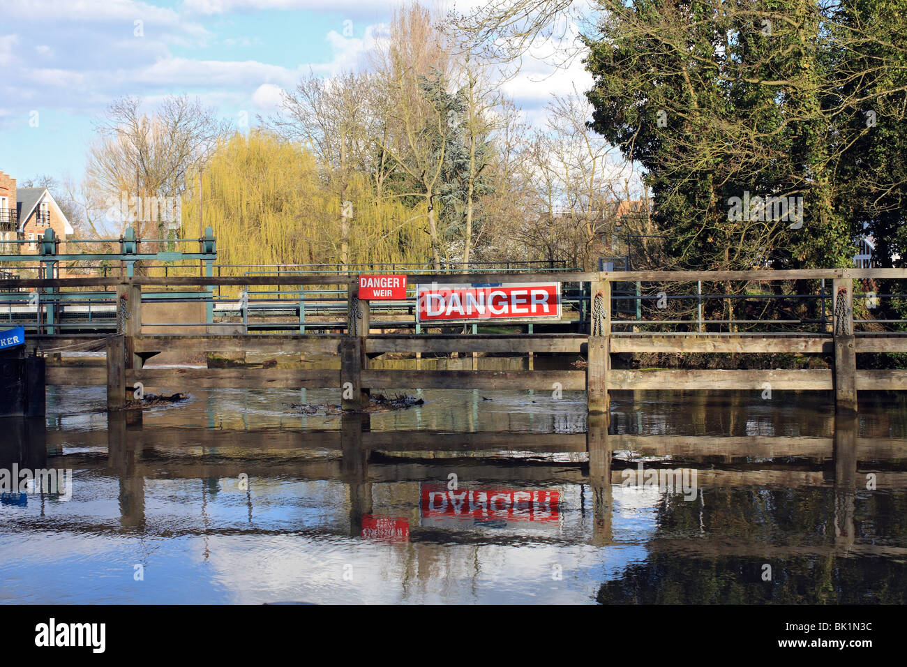 Weir near Thames Lock on the River Wey Navigation, Canal and River system, at Weybridge, Surrey, England, UK Stock Photo