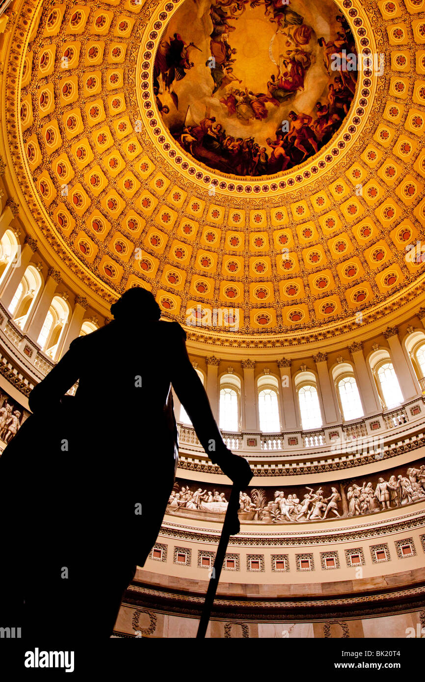 Us Capitol Building Dome With Statue Of George Washington In Stock Photo Alamy