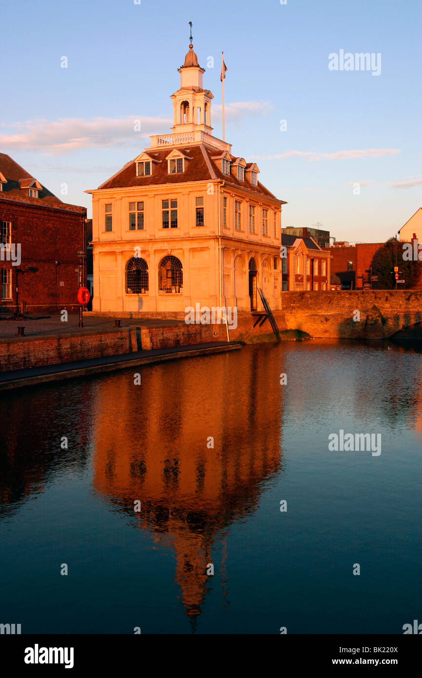 Custom House at dusk, Purfleet, Kings Lynn, Norfolk Stock Photo Alamy