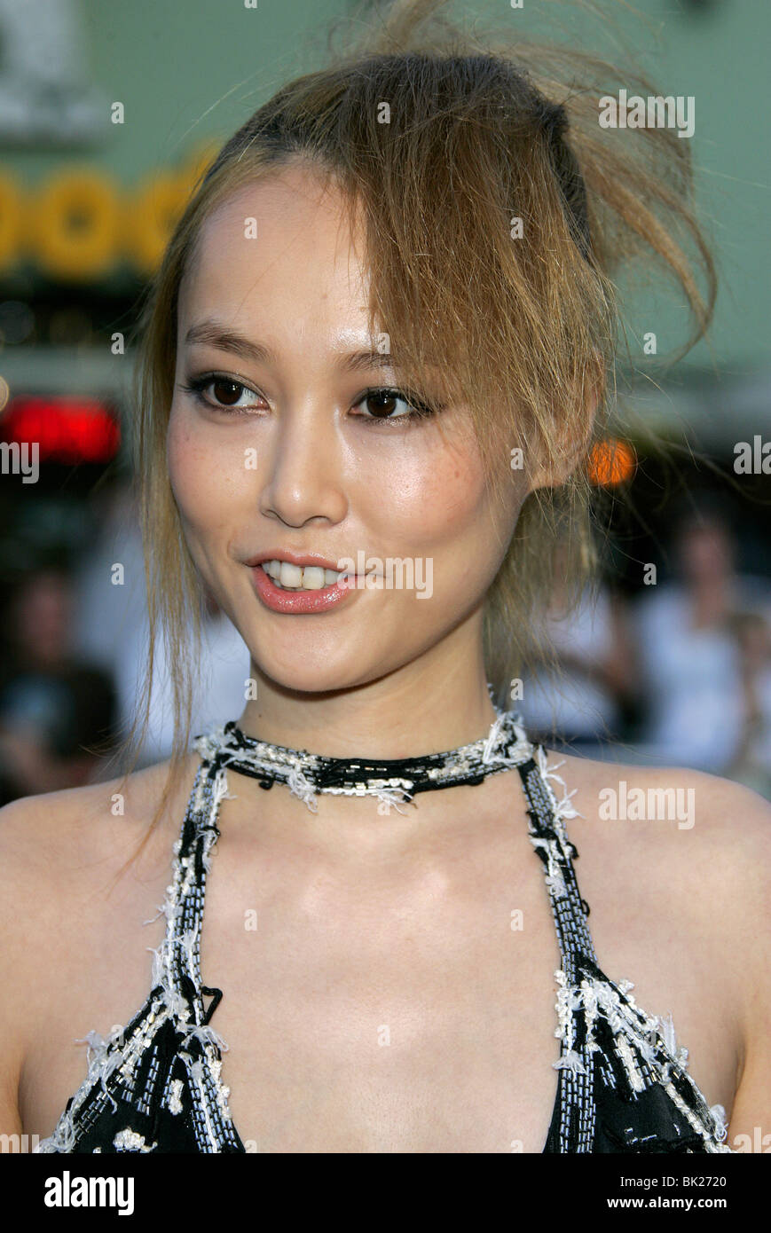 Rinko kikuchi babel 2006 hi-res stock photography and images - Alamy