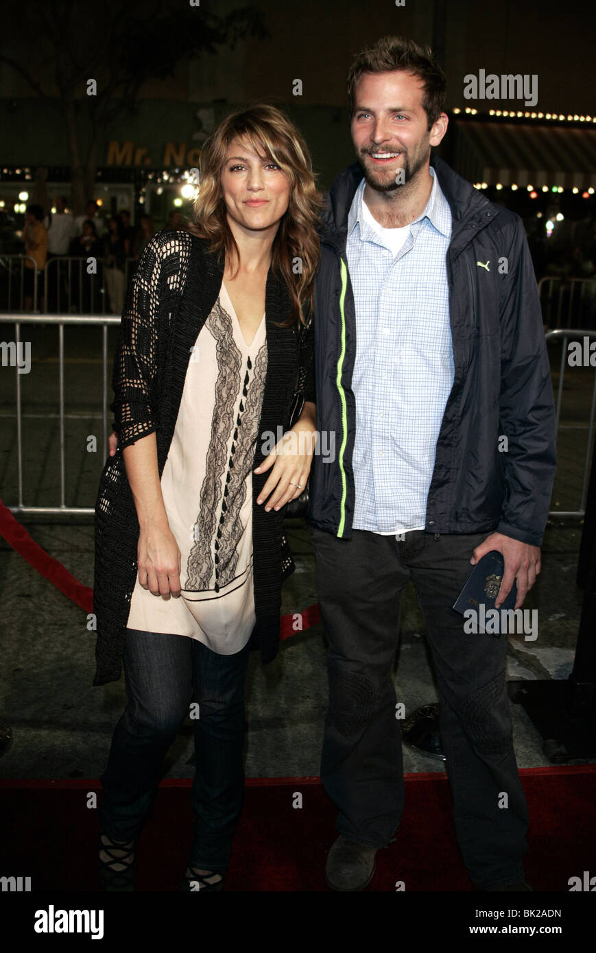 Jennifer Esposito Bradley Cooper Babel Film Premiere Westwood Los Angeles California Usa 05 November 2006 Stock Photo Alamy