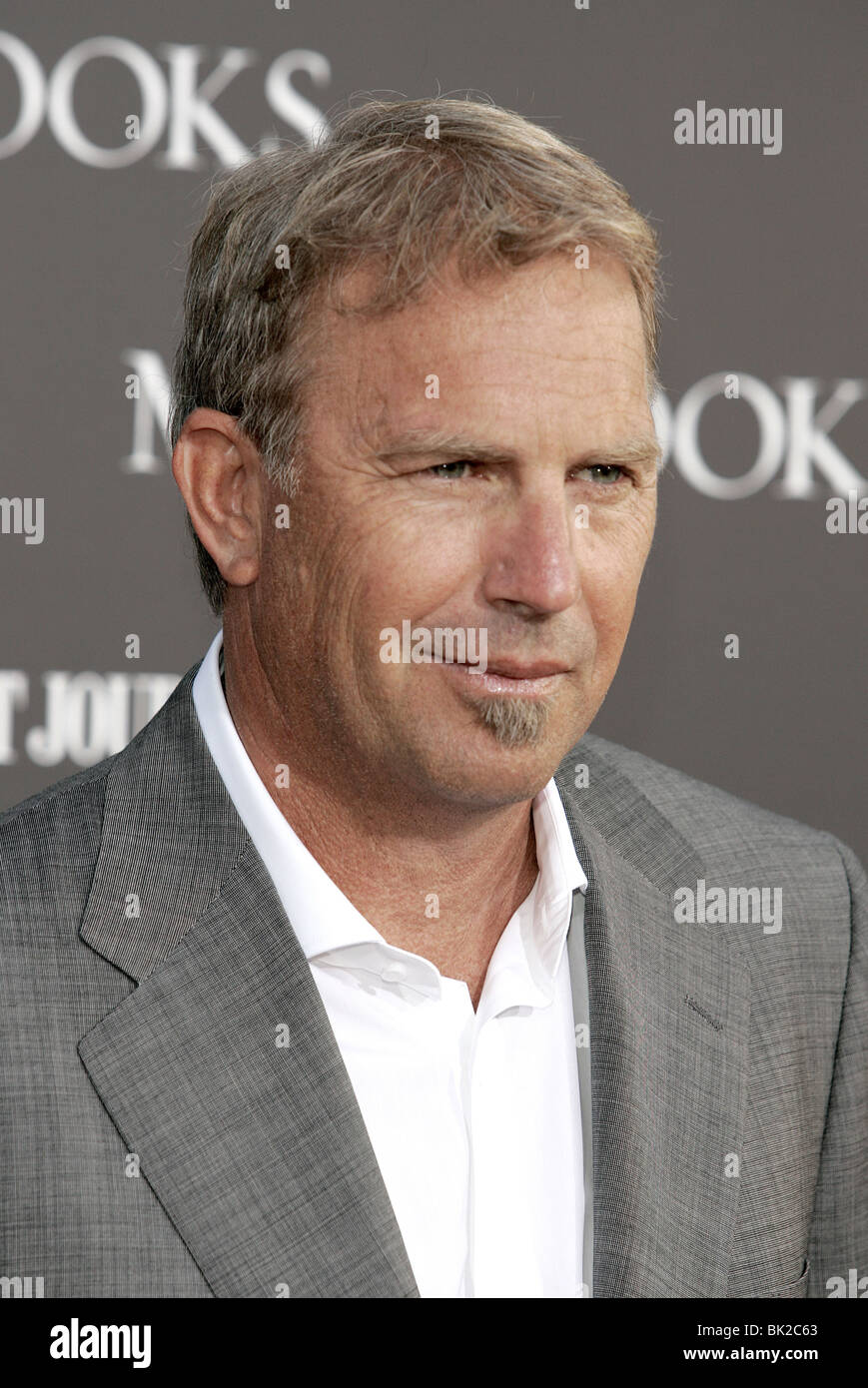KEVIN COSTNER MR. BROOKS FILM PREMIERE GRAUMANS CHINESE HOLLYWOOD LOS
