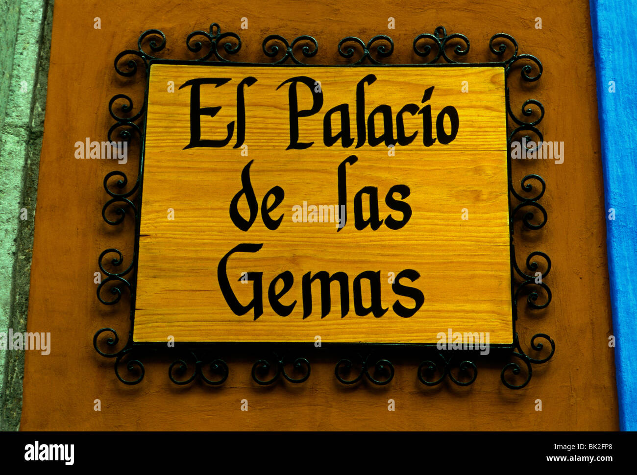 El Palacio de las Gemas, jewelry store, Calle Macedenio Alcala, Alcala Street, capital city, Oaxaca de Juarez, Oaxaca, Oaxaca State, Mexico Stock Photo