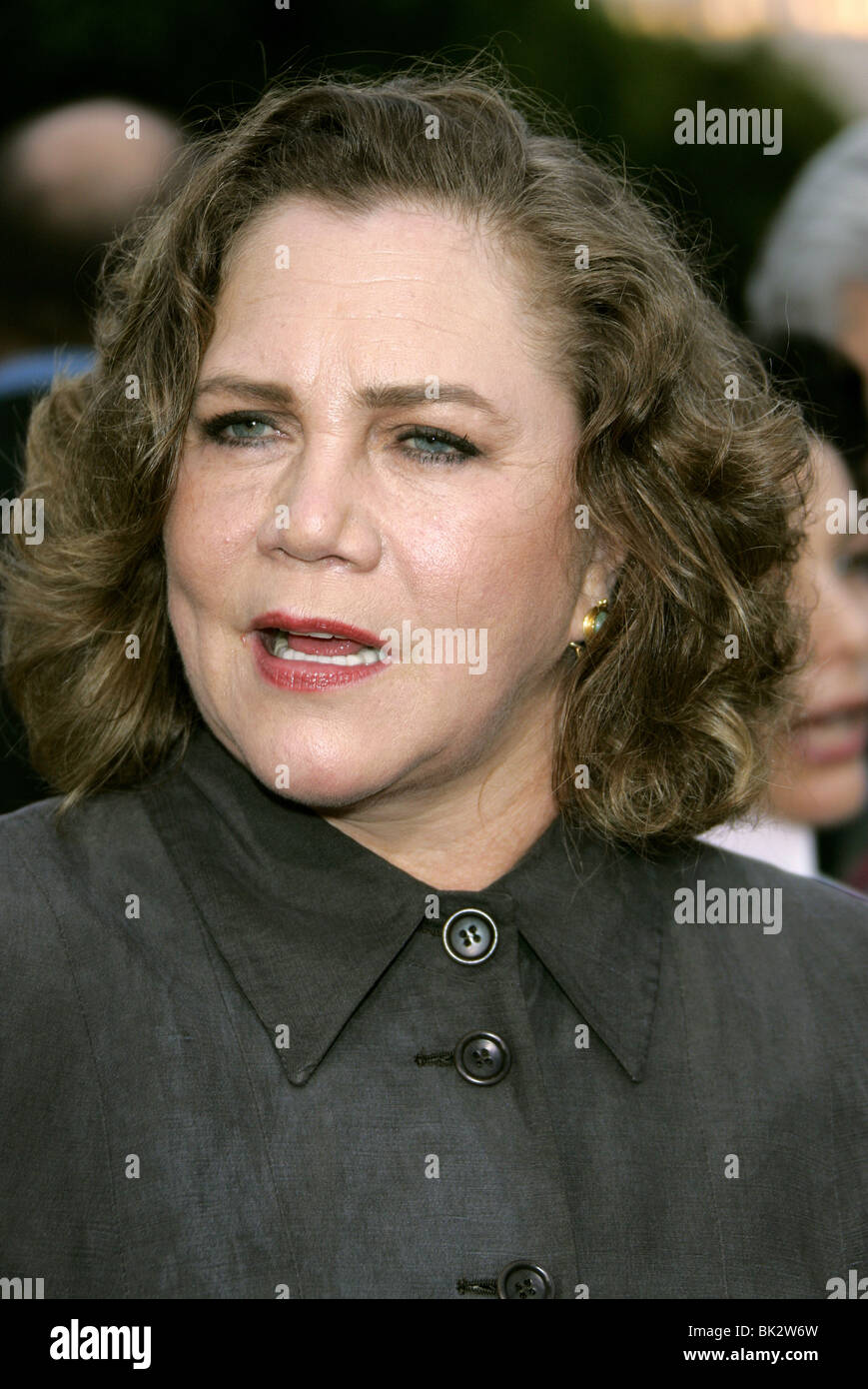 KATHLEEN TURNER MONSTER HOUSE FILM PREMIERE WESTWOOD LOS ANGELES USA 17 July 2006 Stock Photo