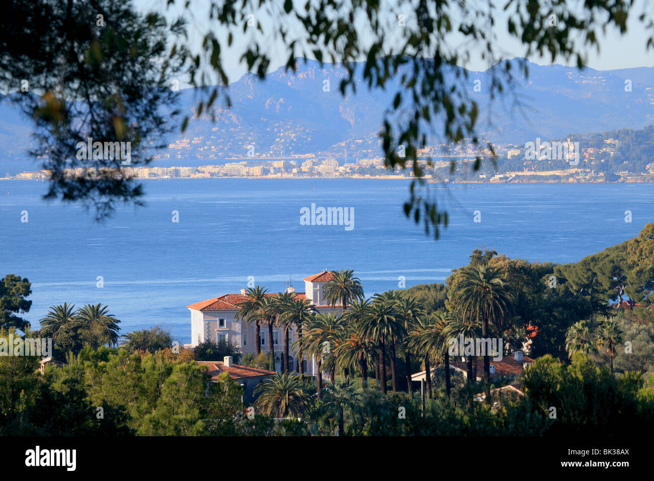 Overview of a luxurious villa in the Cap d'Antibes Stock Photo - Alamy