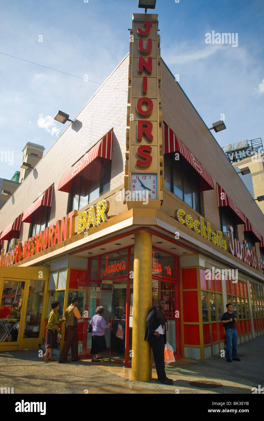 Corner restaurant new york hires stock photography and images Alamy