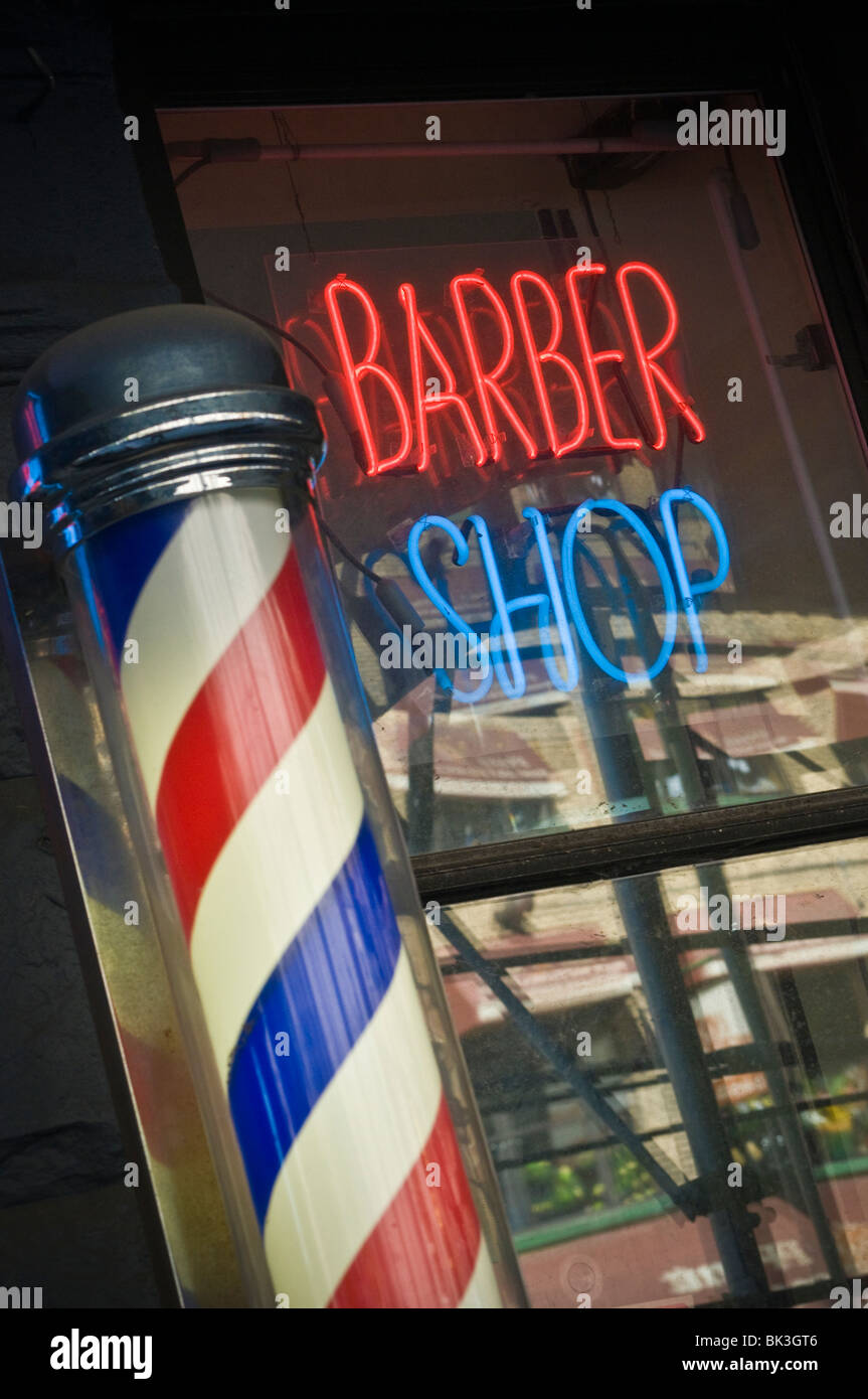 NYC local neighborhood barber shop Stock Photo Alamy