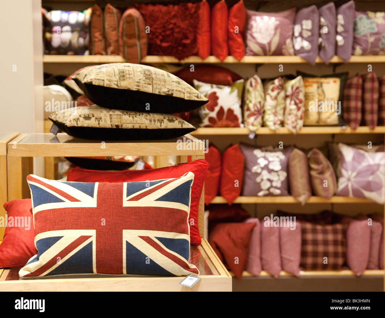 Cushions for sale hires stock photography and images Alamy