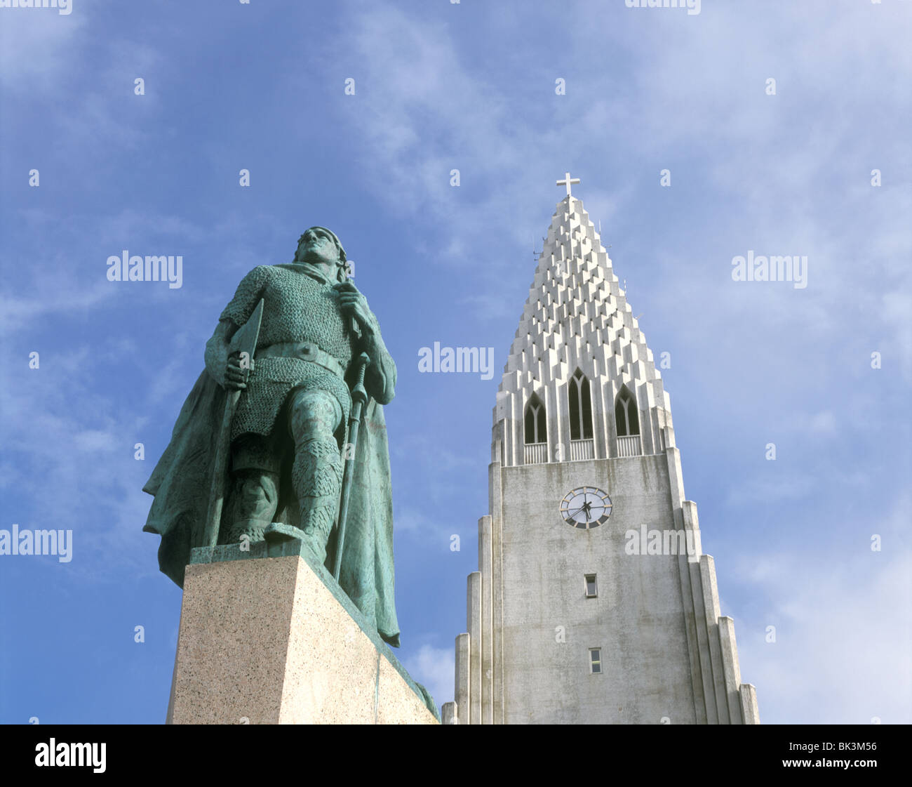 The Statue Of Leifur Eiriksson In Front Of Hallgrimskirkja In Reykjavik ...