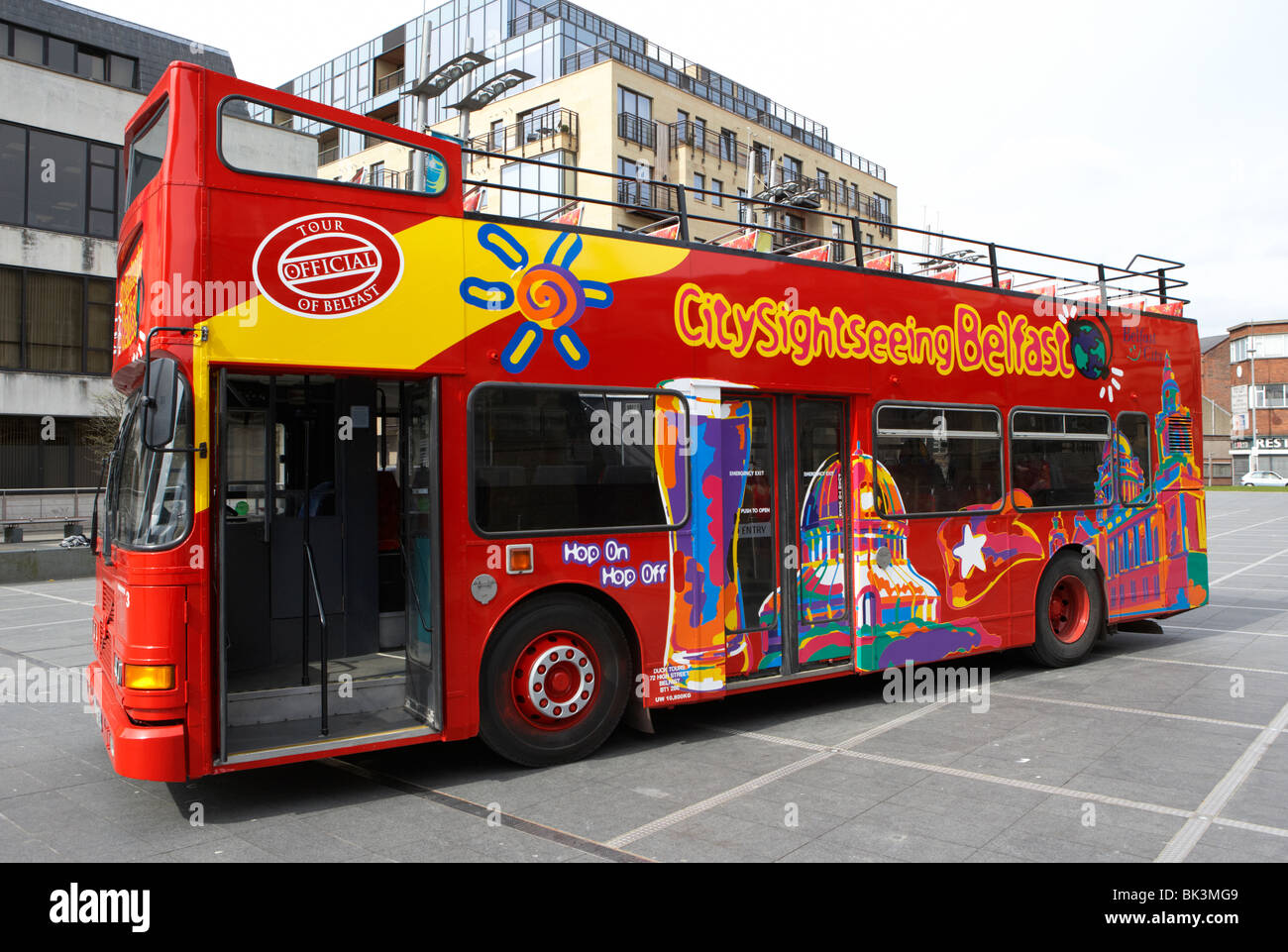 Open top tour bus stock photography and images - Alamy