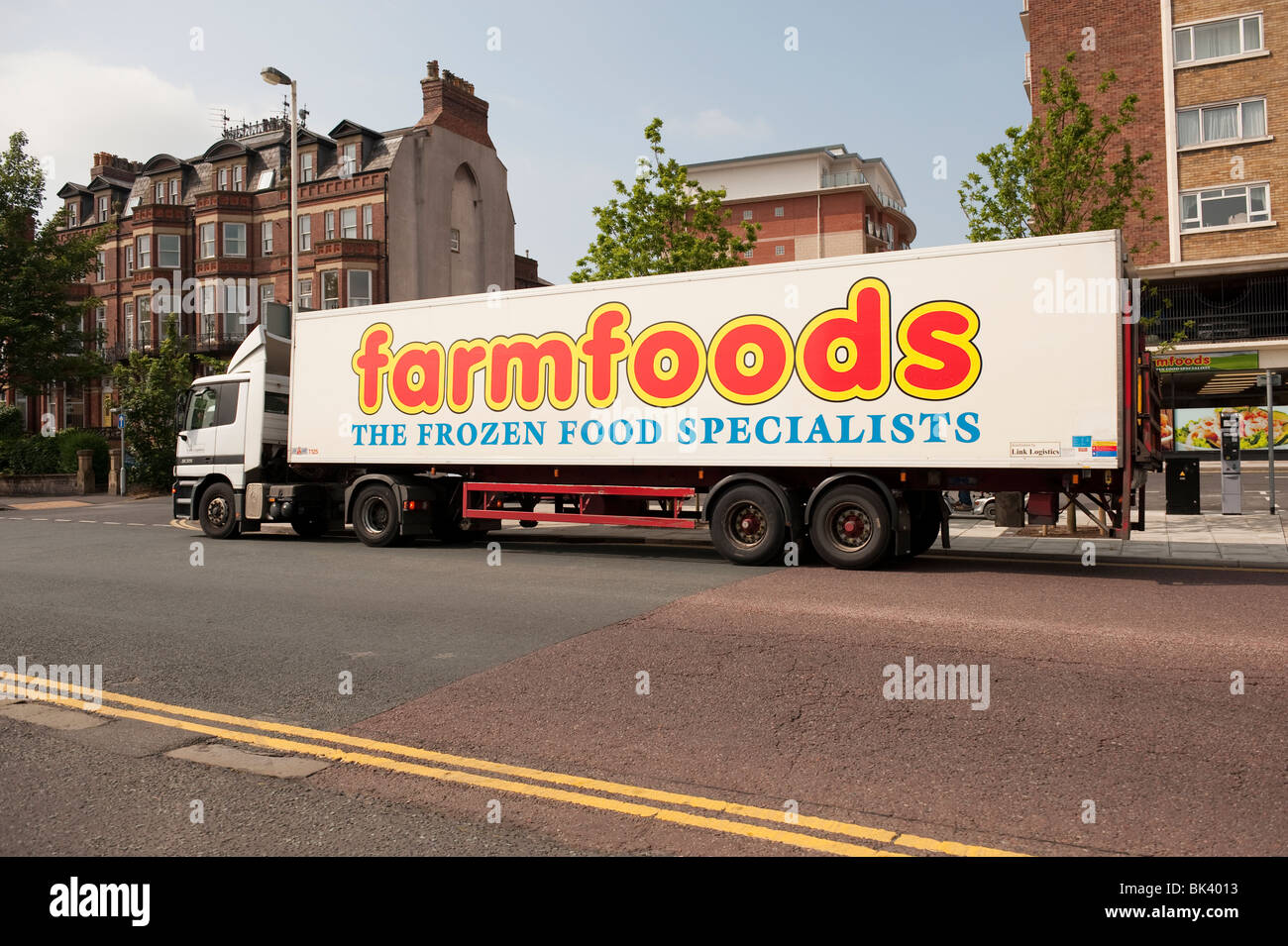 Farmfoods retailer hires stock photography and images Alamy