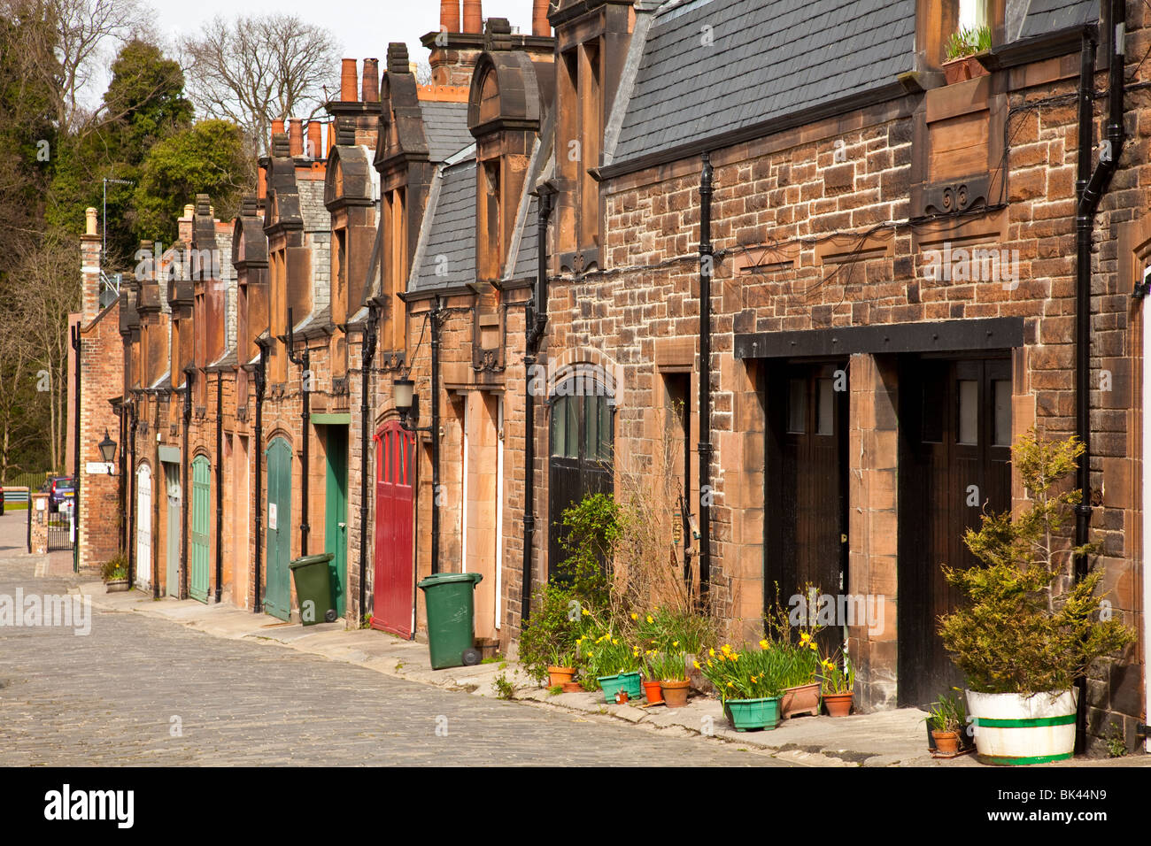 Belford Mews, a quiet residential street in the pleasant Dean Village